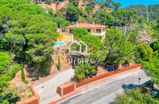 Resale - House - Sant Feliu De Guixols - Punta Brava