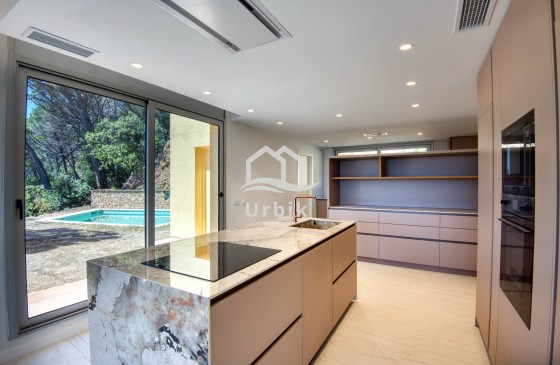 Resale - House - Sant Feliu De Guixols - Punta Brava