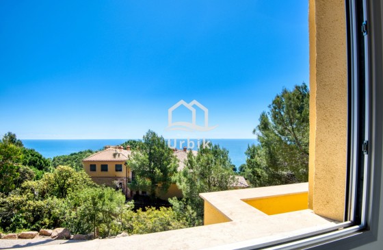 Resale - House - Sant Feliu De Guixols - Punta Brava