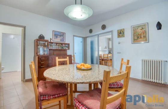 Revenda - Casa adosada - Sant Feliu De Guixols - Centre
