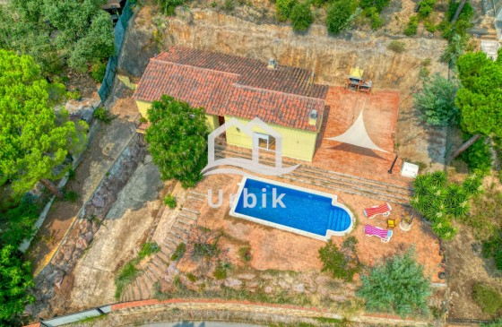 Revenda - Casa - Sant Feliu De Guixols - CASA NOVA