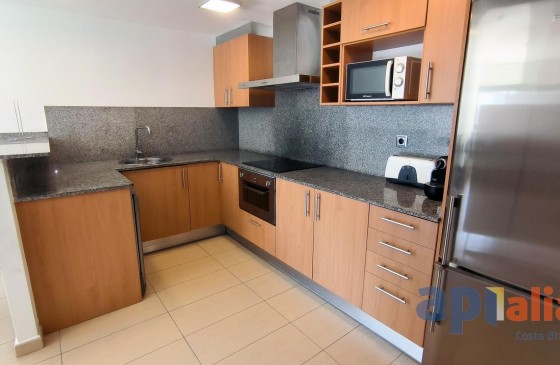 Resale - Apartment - Palamos - Center