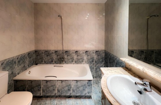 Resale - Apartment - Sant Feliu De Guixols - Center