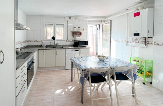 Resale - Apartment - Sant Feliu De Guixols - Center