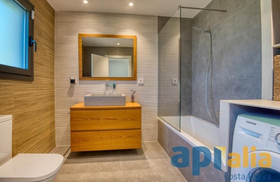 Resale - House - Santa Cristina d'Aro - Urb. Bell-lloc