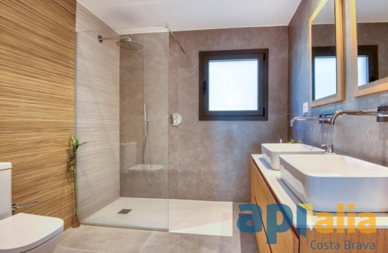 Resale - House - Santa Cristina d'Aro - Urb. Bell-lloc