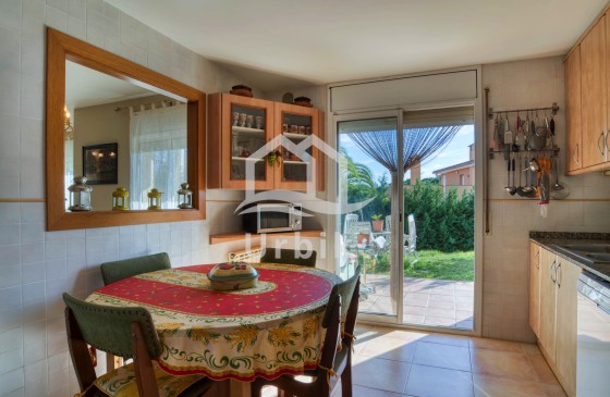 Revenda - Casa - Santa Cristina d'Aro - URB LES TEULES