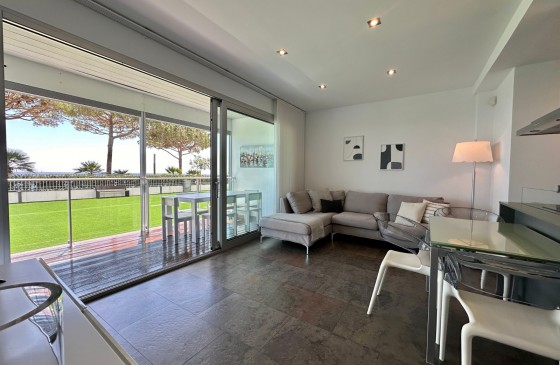 Revenda - Apartament - Platja d'Aro - Primera línea de mar