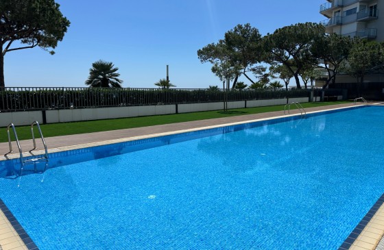 Revenda - Apartament - Platja d'Aro - Primera línea de mar