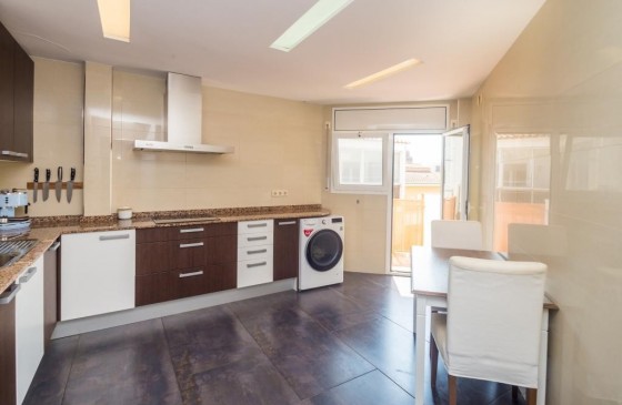 Resale - Apartment - Santa Cristina d'Aro - Santa Cristina D'aro