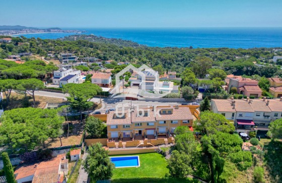 Resale - Semi-detached - Platja d'Aro - La Pineda
