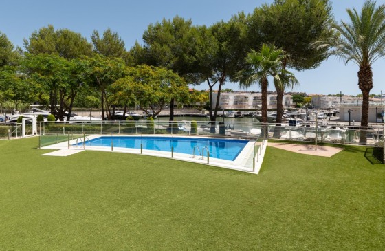 Resale - Apartment - Platja d'Aro - Port d'Aro