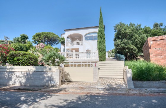 Resale - House - Platja d'Aro - Mas Ros