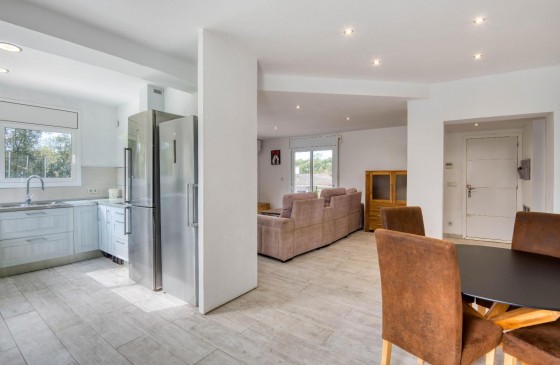 Resale - House - Llagostera - La Canyera