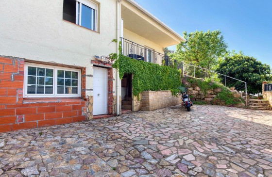 Resale - House - Llagostera - La Canyera