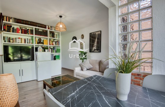 Resale - Apartment - Platja d'Aro - Politur