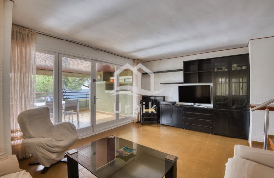 Resale - Apartment - Platja d'Aro - First sea line