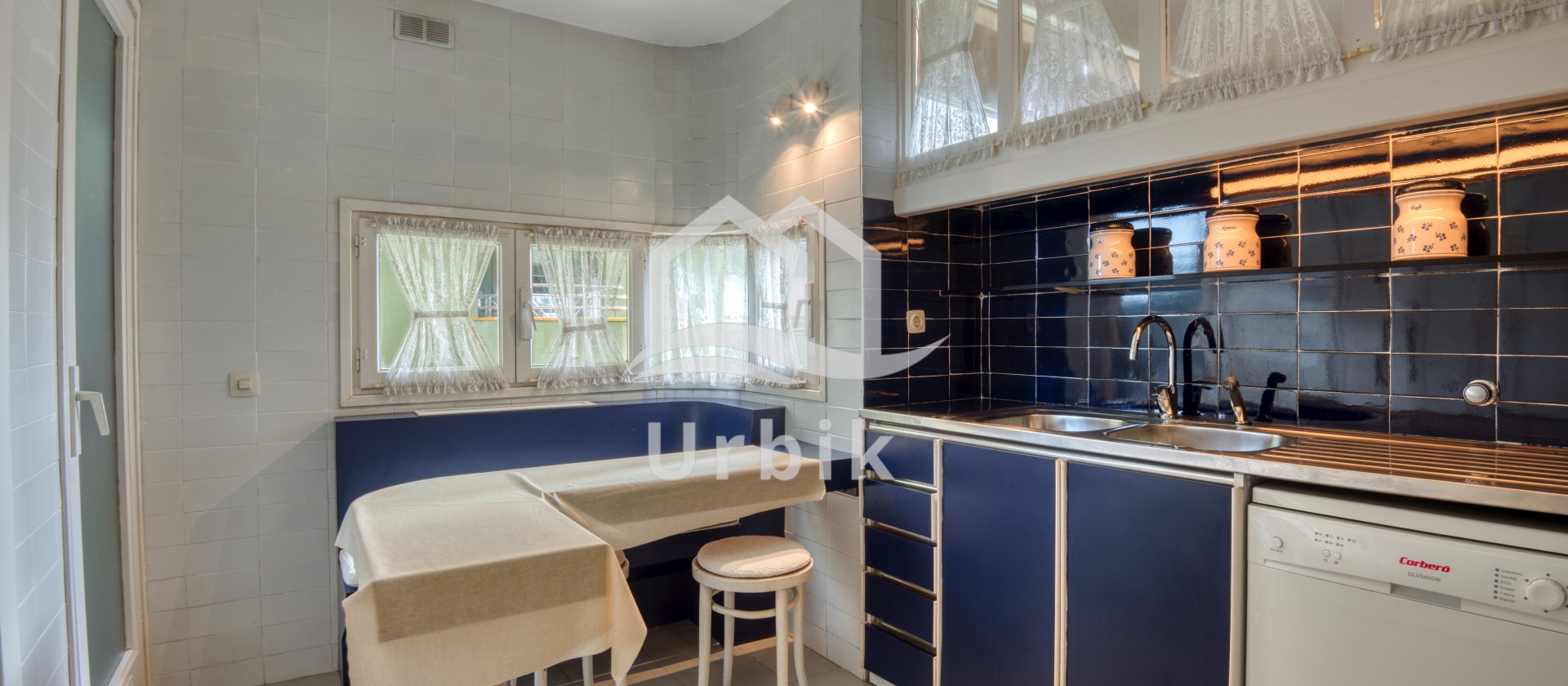 Resale - Apartment - Platja d'Aro - First sea line