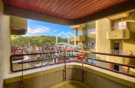 Resale - Apartment - Platja d'Aro - First sea line