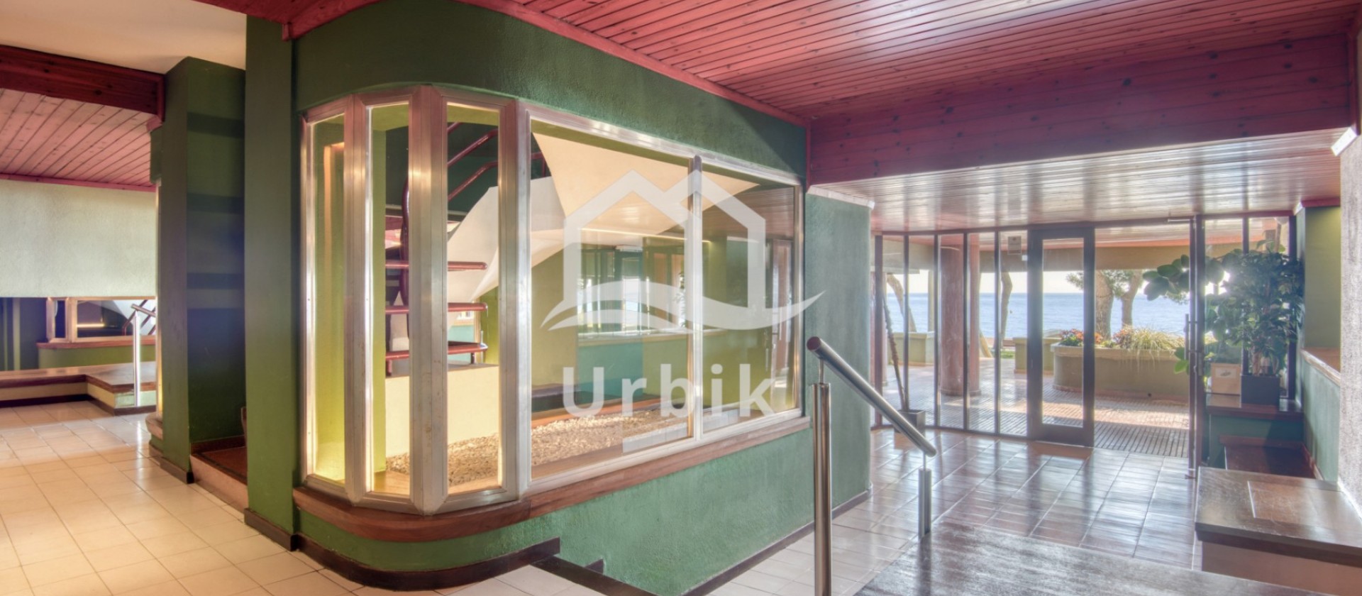Resale - Apartment - Platja d'Aro - First sea line