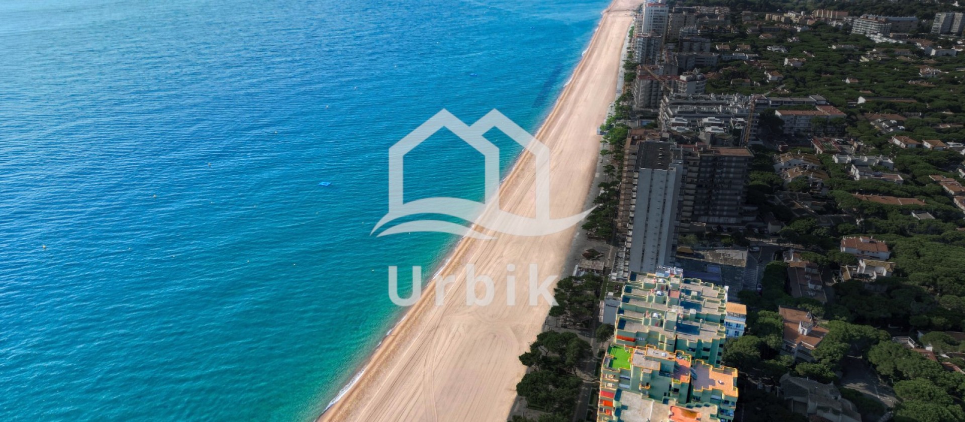 Resale - Apartment - Platja d'Aro - First sea line