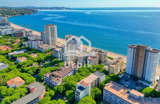 Resale - Apartment - Platja d'Aro - La Pineda