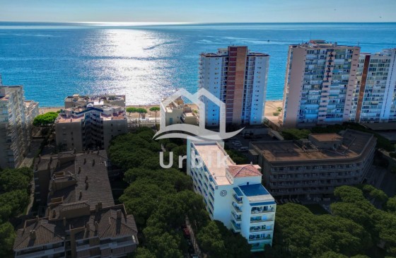 Resale - Apartment - Platja d'Aro - La Pineda
