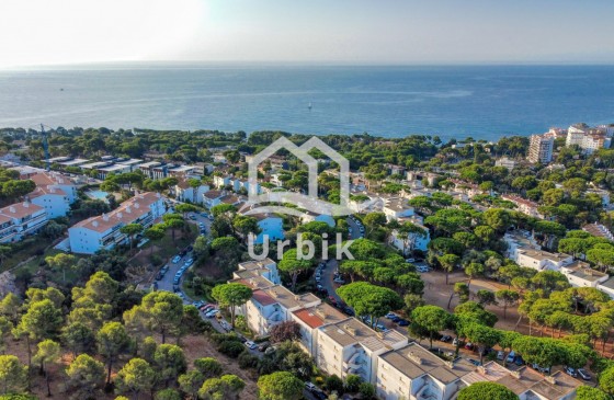 Revenda - Apartament - Platja d'Aro - Politur