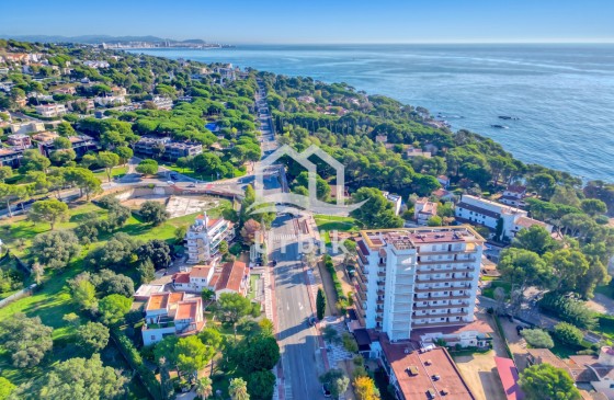 Resale - Apartment - Platja d'Aro - Cala Rovira