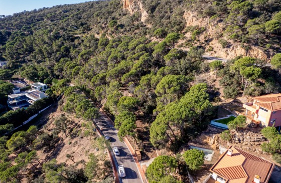 Obra Nova - Terreny - Sant Feliu De Guixols - Primera linia de mar