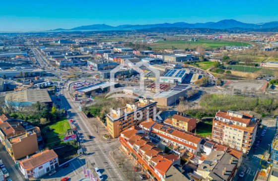 Revenda - Casa adosada - Girona - Sant Narcís